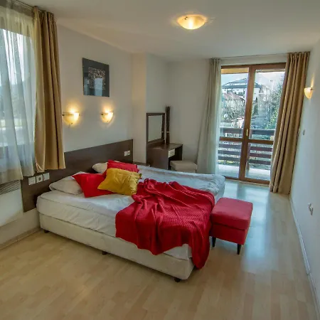 Apartament Banderitsa 1 *